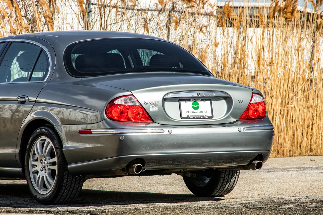 2003 Jaguar S-Type 2nd Gen - Image 28 of 31