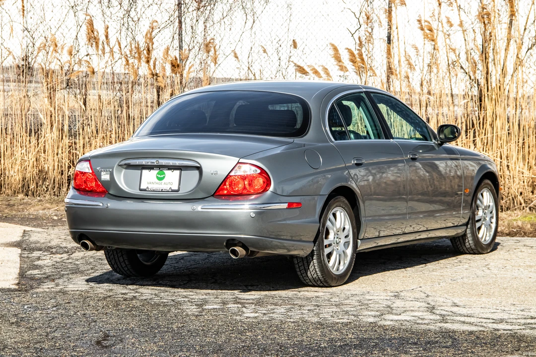 2003 Jaguar S-Type 2nd Gen - Image 13 of 31
