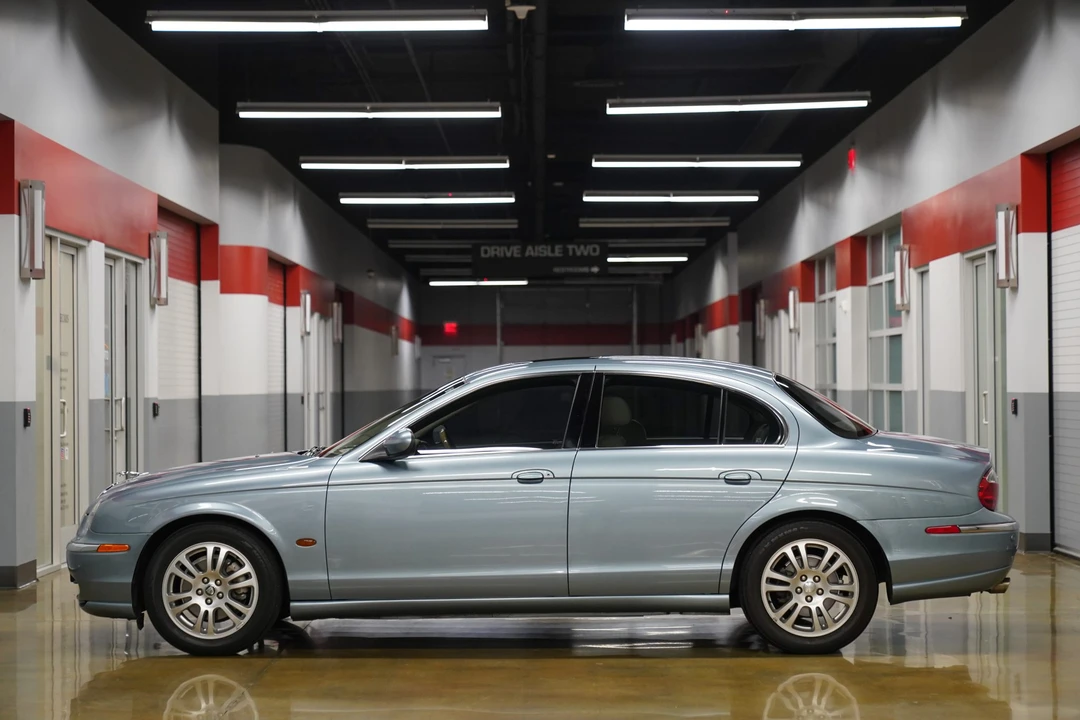 2003 Jaguar S-Type 2nd Gen - Image 16 of 31