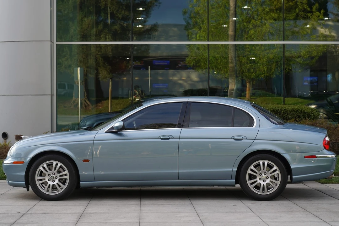 2003 Jaguar S-Type 2nd Gen - Image 3 of 31