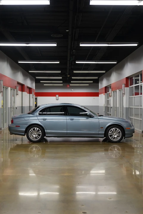 2003 Jaguar S-Type 2nd Gen - Image 23 of 31