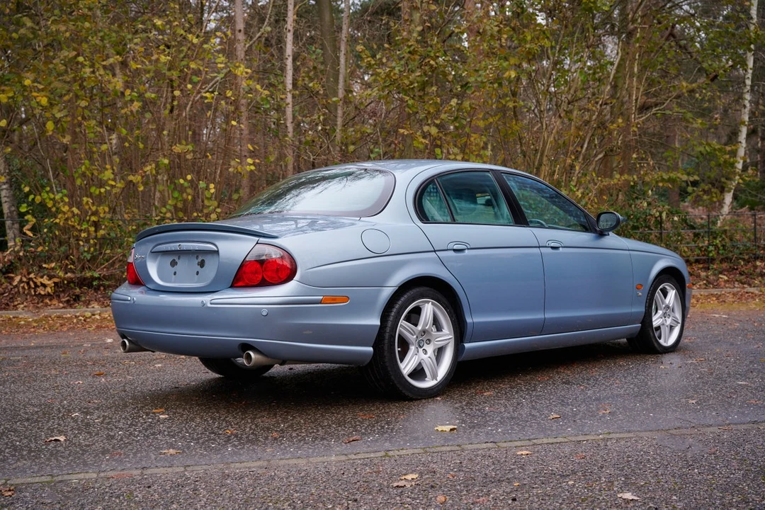 2004 Jaguar S-Type 2nd Gen - Image 13 of 30
