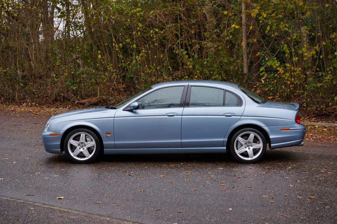 2004 Jaguar S-Type 2nd Gen - Image 9 of 30