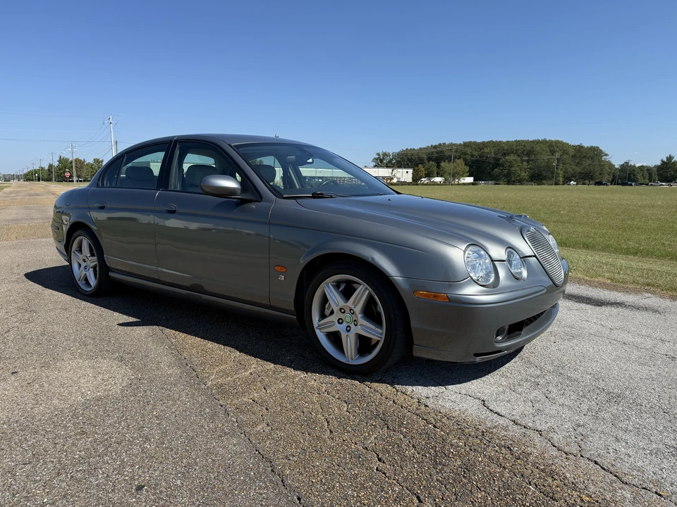 2003 Jaguar S-Type 2nd Gen - Image 9 of 31