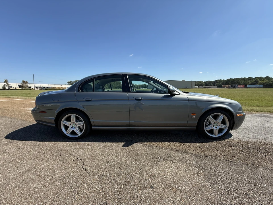 2003 Jaguar S-Type 2nd Gen - Image 8 of 31