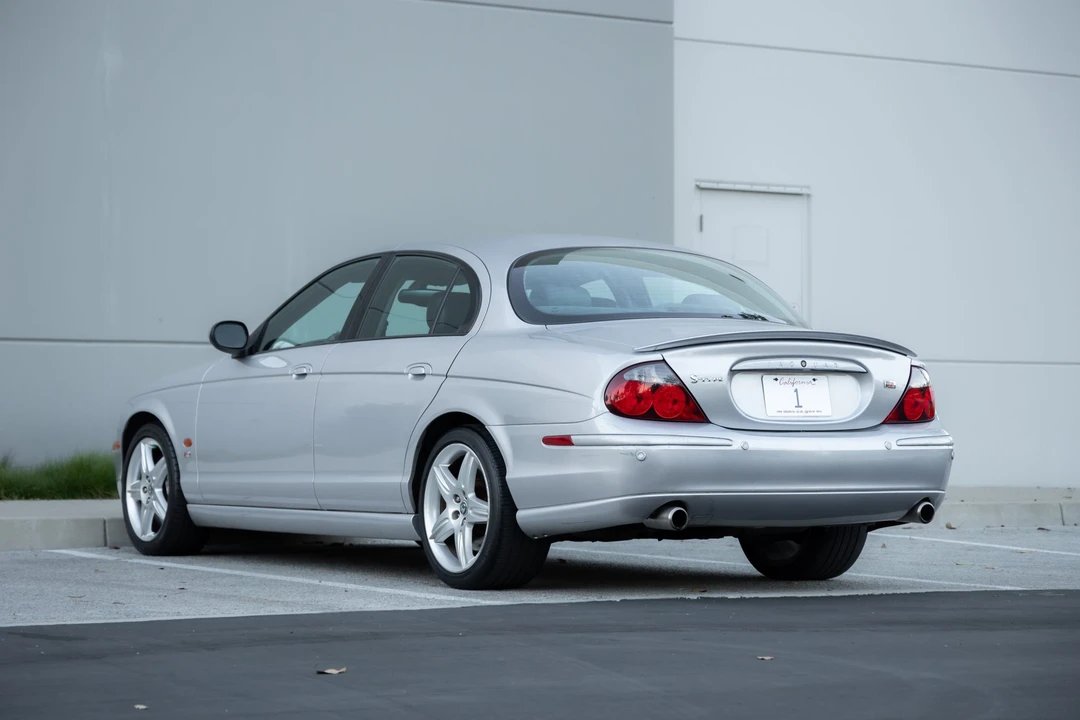 2003 Jaguar S-Type 2nd Gen - Image 17 of 31