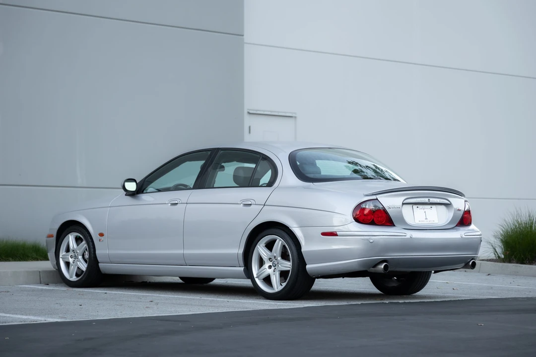 2003 Jaguar S-Type 2nd Gen - Image 16 of 31