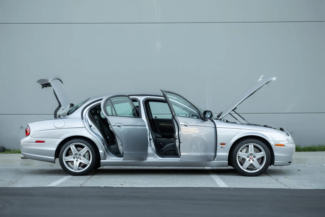 2003 Jaguar S-Type 2nd Gen - Image 25 of 31