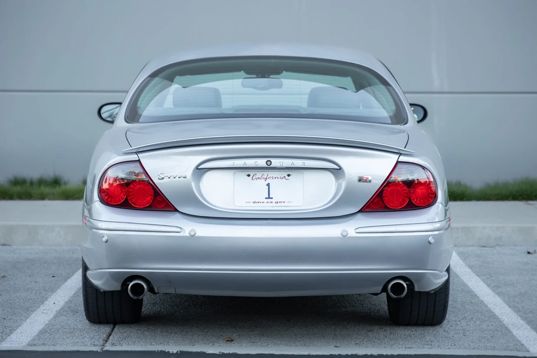 2003 Jaguar S-Type 2nd Gen - Image 15 of 31