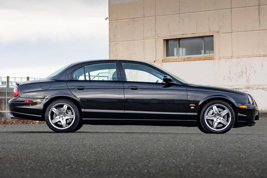 2003 Jaguar S-Type 2nd Gen - Image 3 of 31