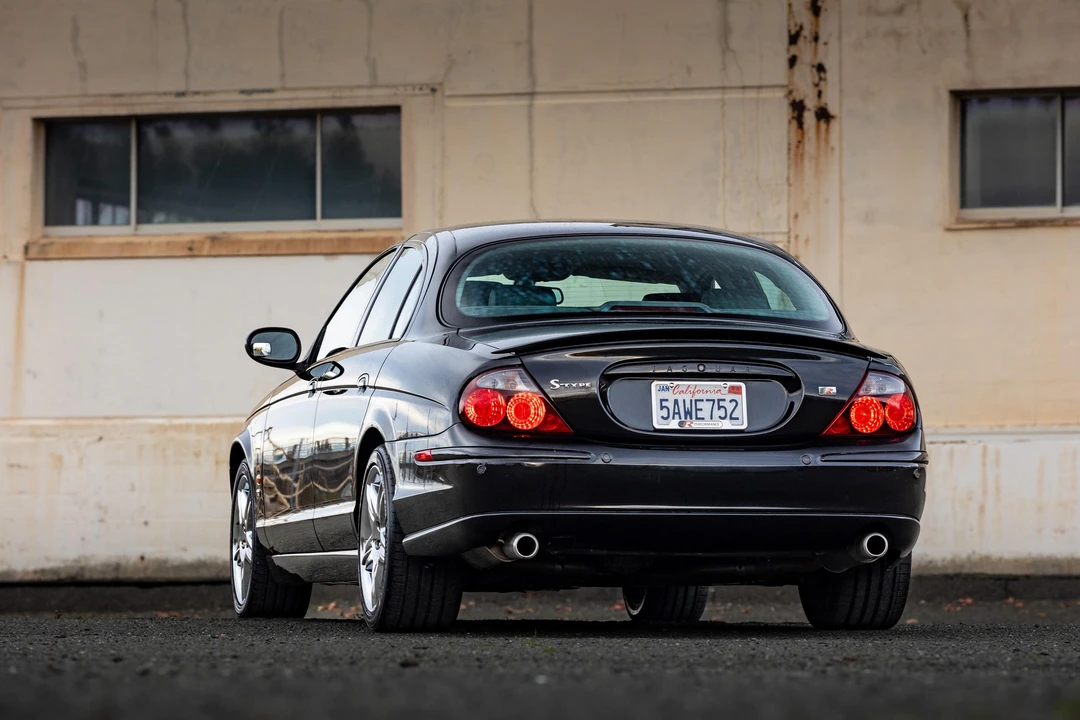 2003 Jaguar S-Type 2nd Gen - Image 23 of 31