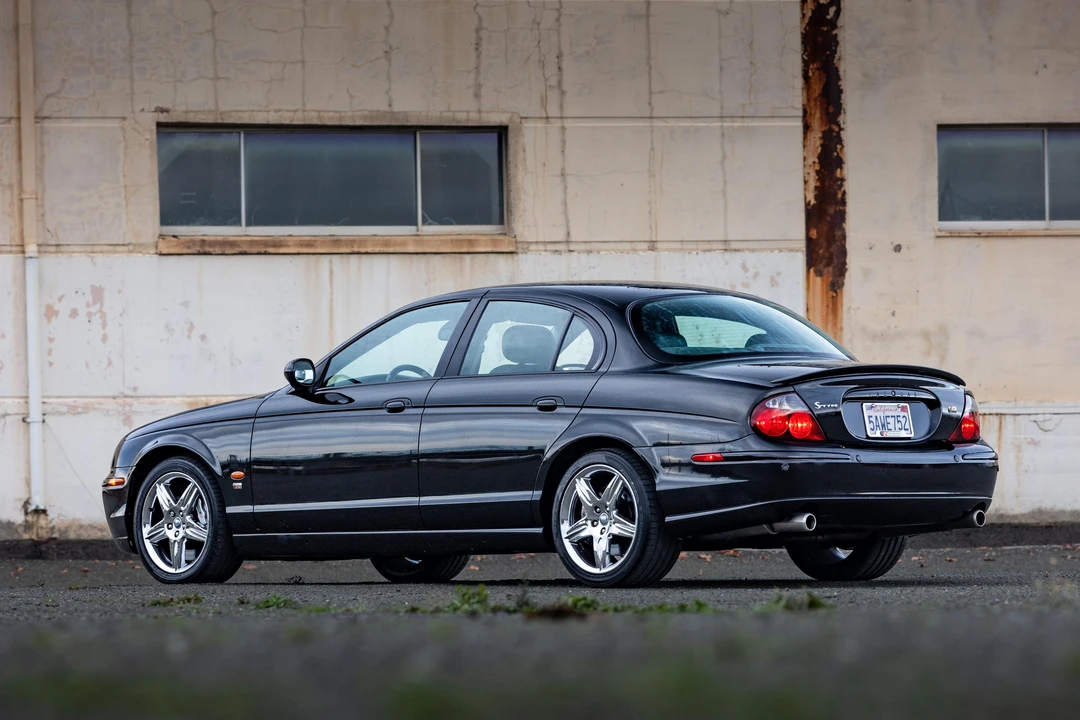 2003 Jaguar S-Type 2nd Gen - Image 19 of 31