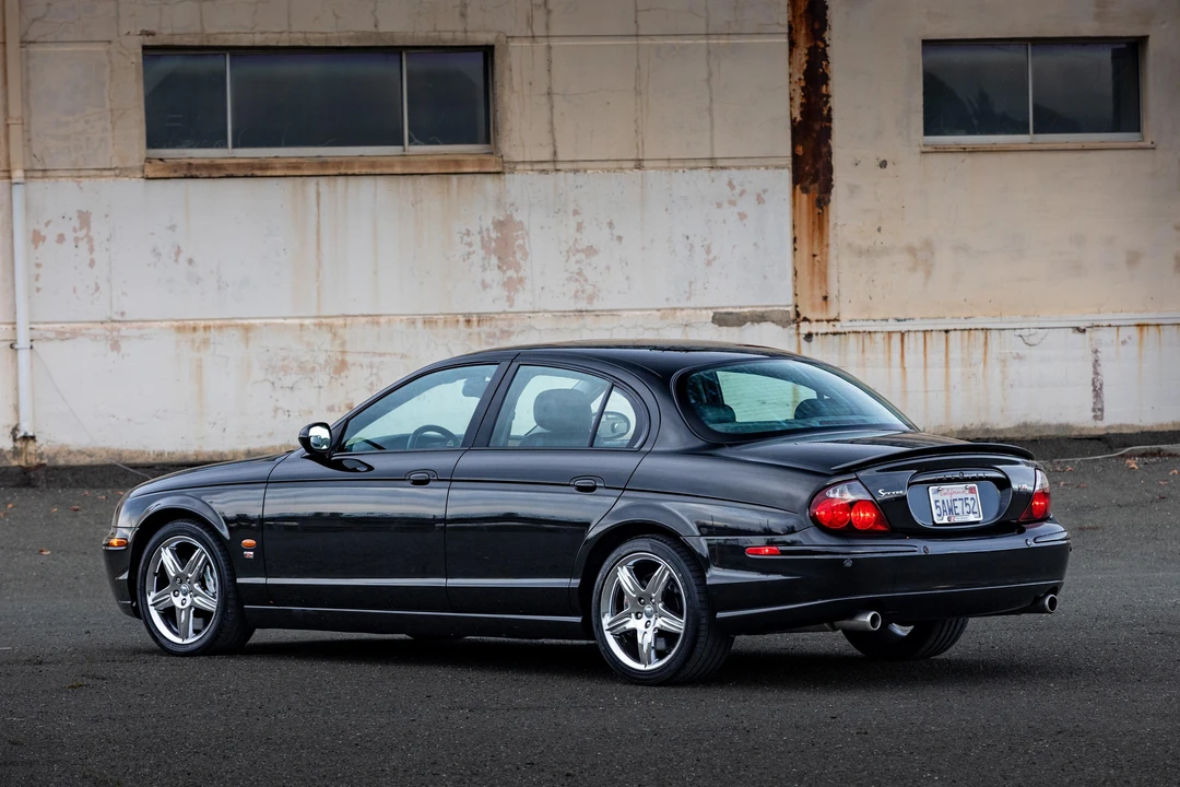2003 Jaguar S-Type 2nd Gen - Image 18 of 31