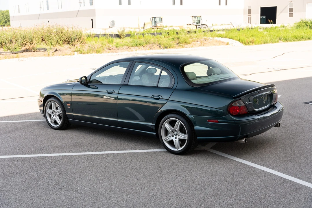 2003 Jaguar S-Type 2nd Gen - Image 25 of 31