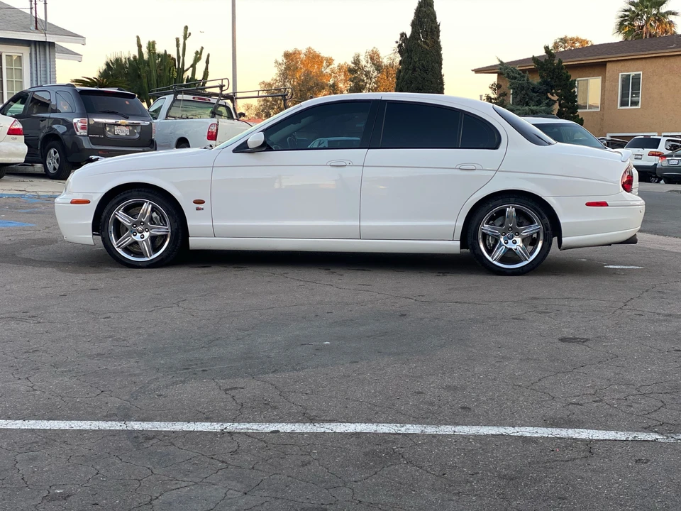 2003 Jaguar S-Type 2nd Gen - Image 8 of 31