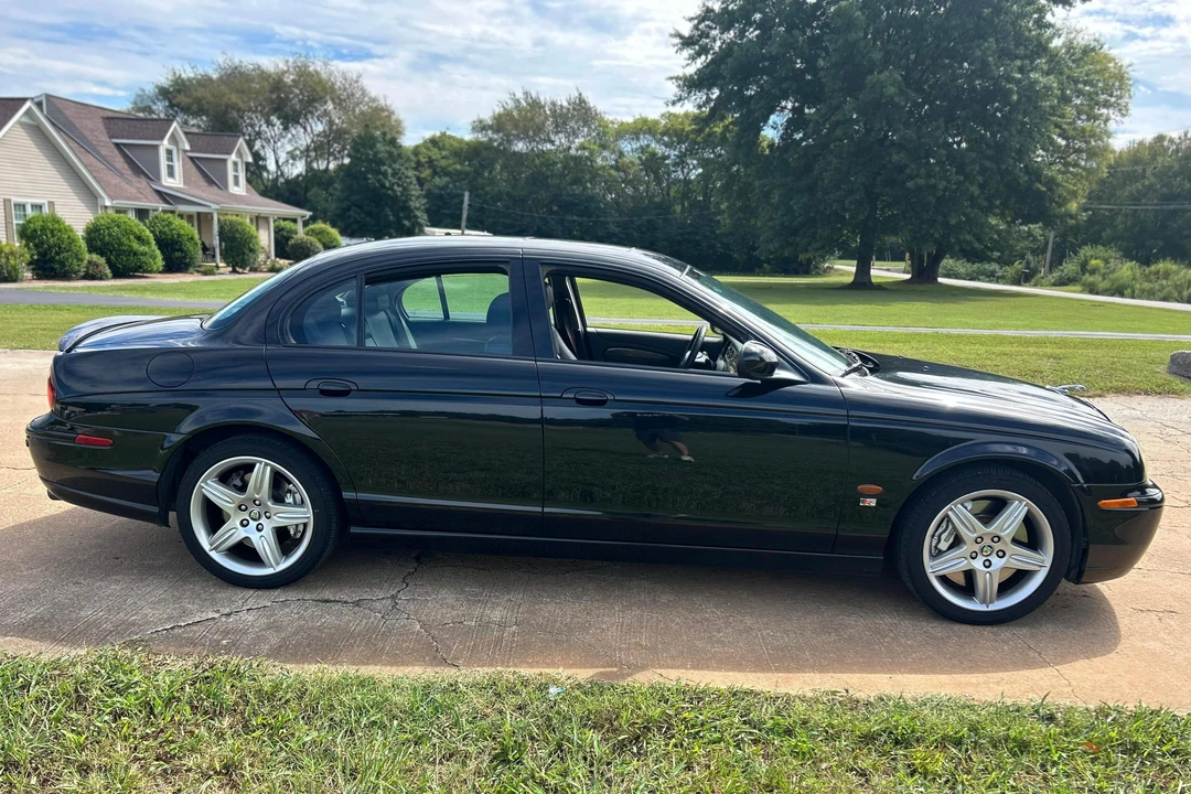 2003 Jaguar S-Type 2nd Gen - Image 3 of 31