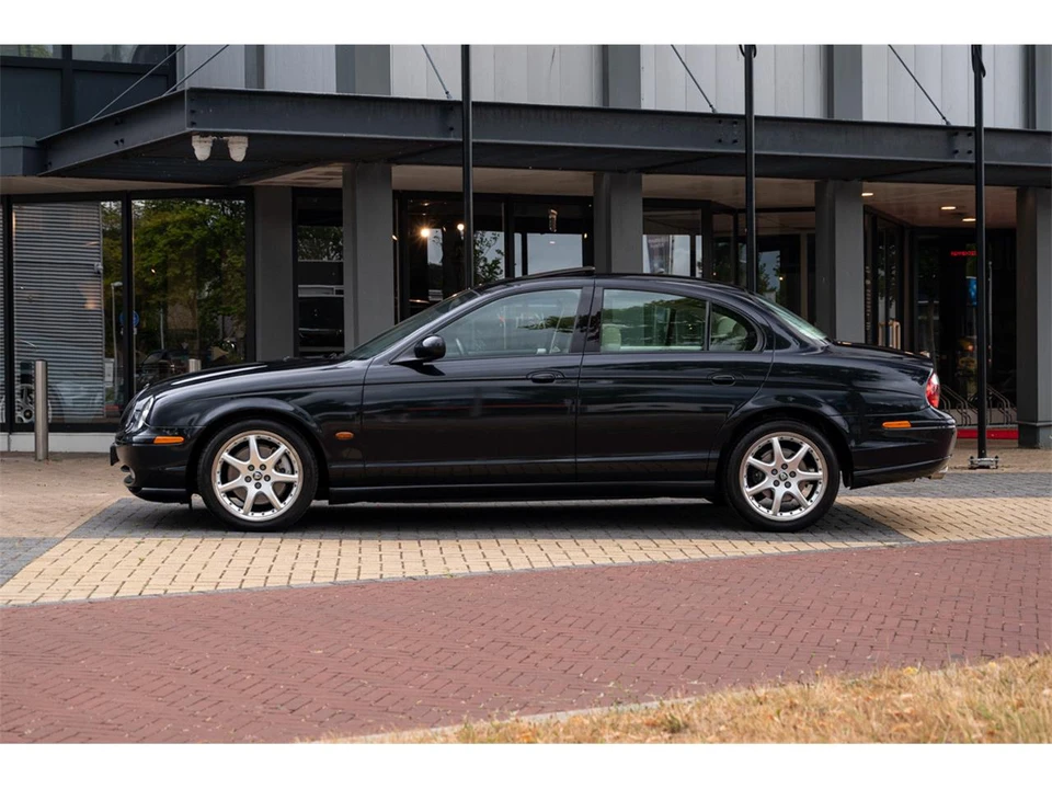 2003 Jaguar S-Type 2nd Gen - Image 2 of 9