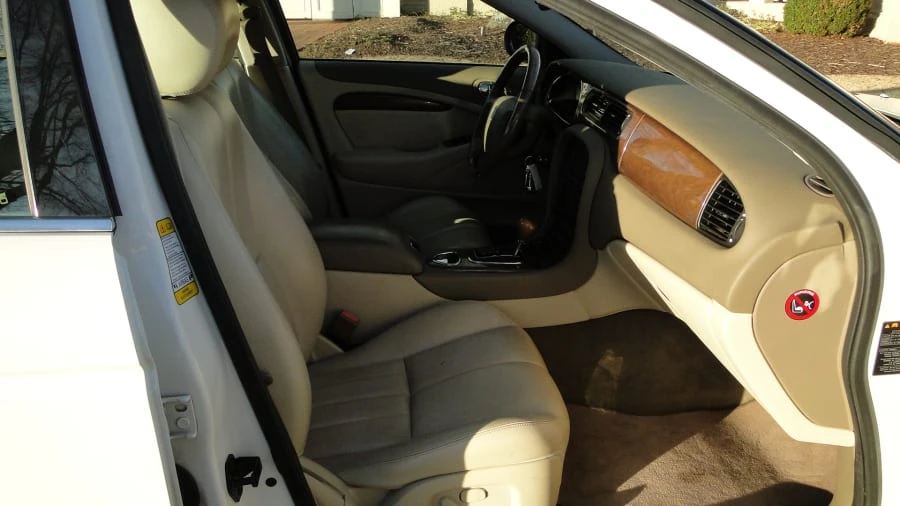 2003 Jaguar S-Type 2nd Gen - Image 5 of 8