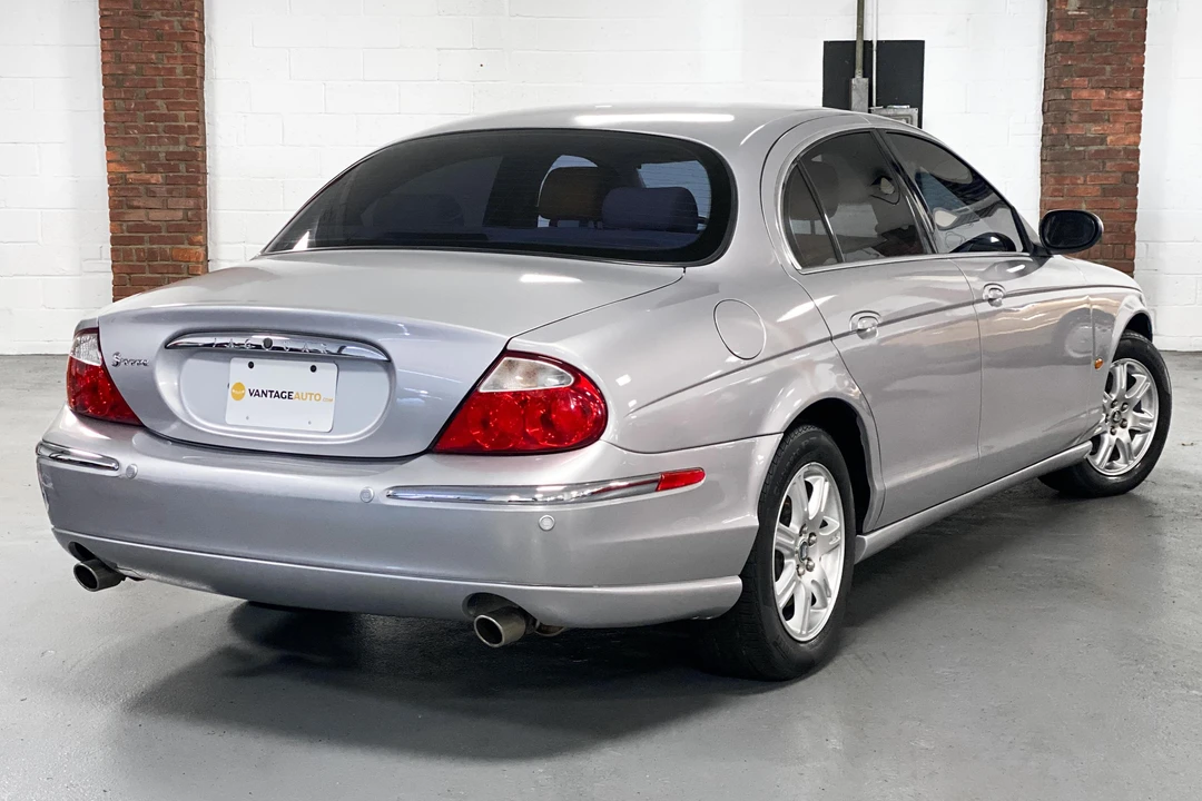 2003 Jaguar S-Type 2nd Gen - Image 4 of 31