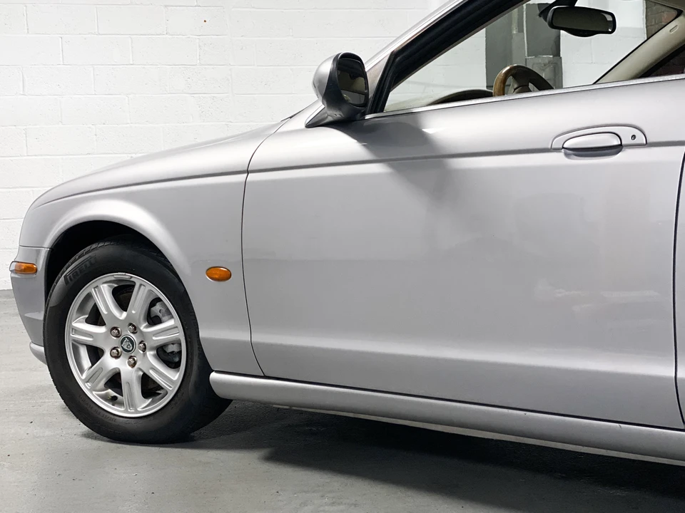 2003 Jaguar S-Type 2nd Gen - Image 22 of 31