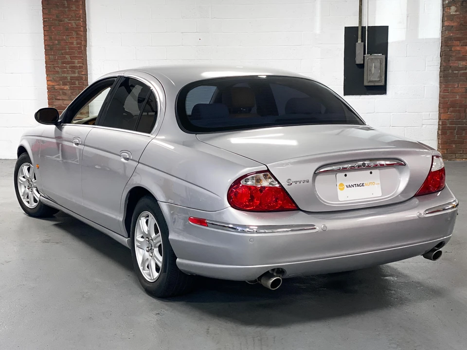 2003 Jaguar S-Type 2nd Gen - Image 9 of 31