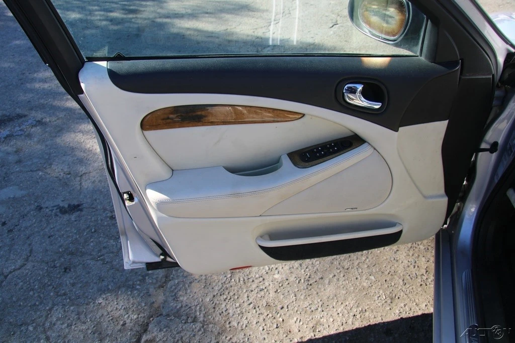 2003 Jaguar S-Type 2nd Gen - Image 12 of 21