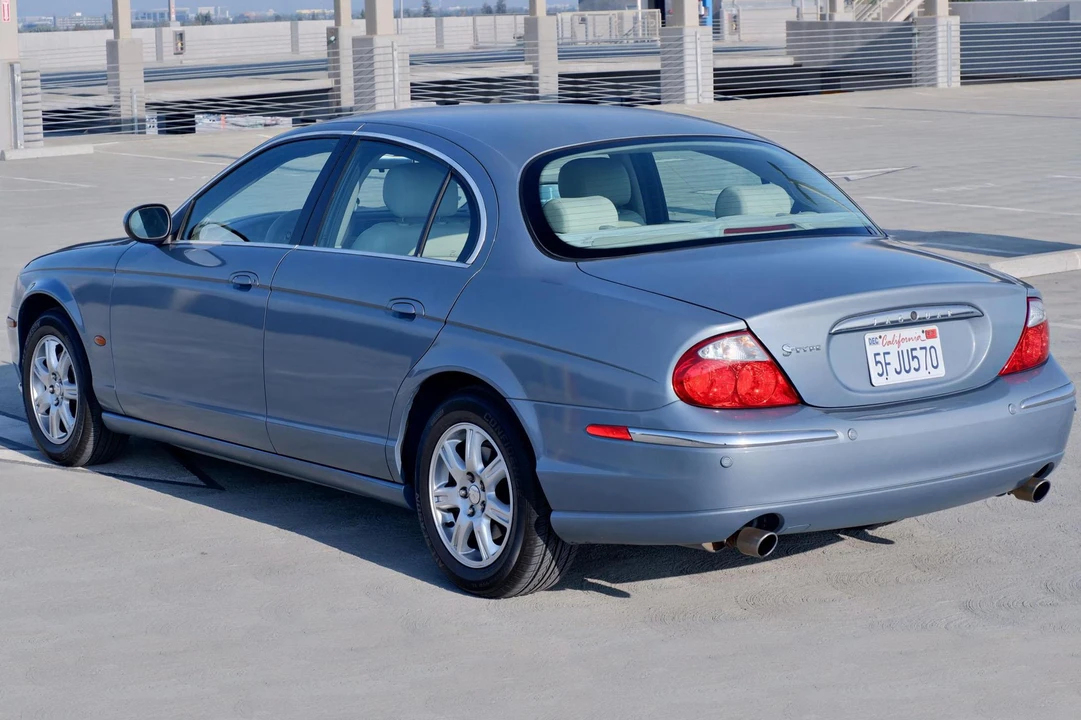 2003 Jaguar S-Type 2nd Gen - Image 4 of 5