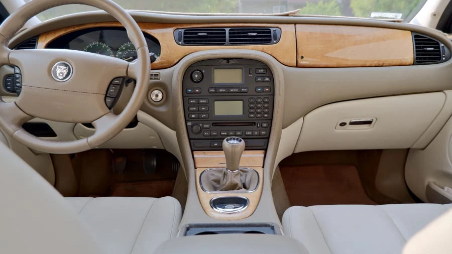 2003 Jaguar S-Type 2nd Gen - Image 5 of 15
