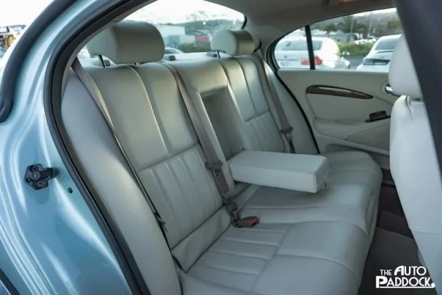 2003 Jaguar S-Type 2nd Gen - Image 18 of 26