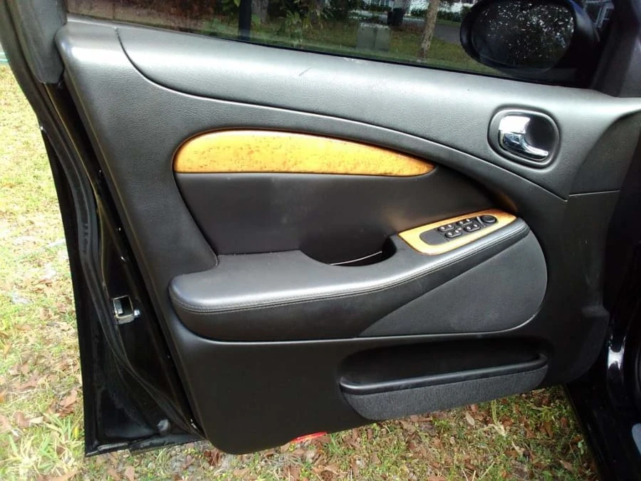 2003 Jaguar S-Type 2nd Gen - Image 10 of 12