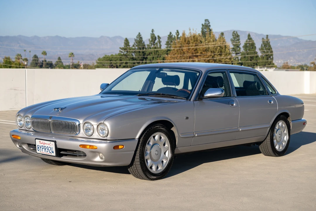 2003 Jaguar X308 XJ - Image 4 of 31