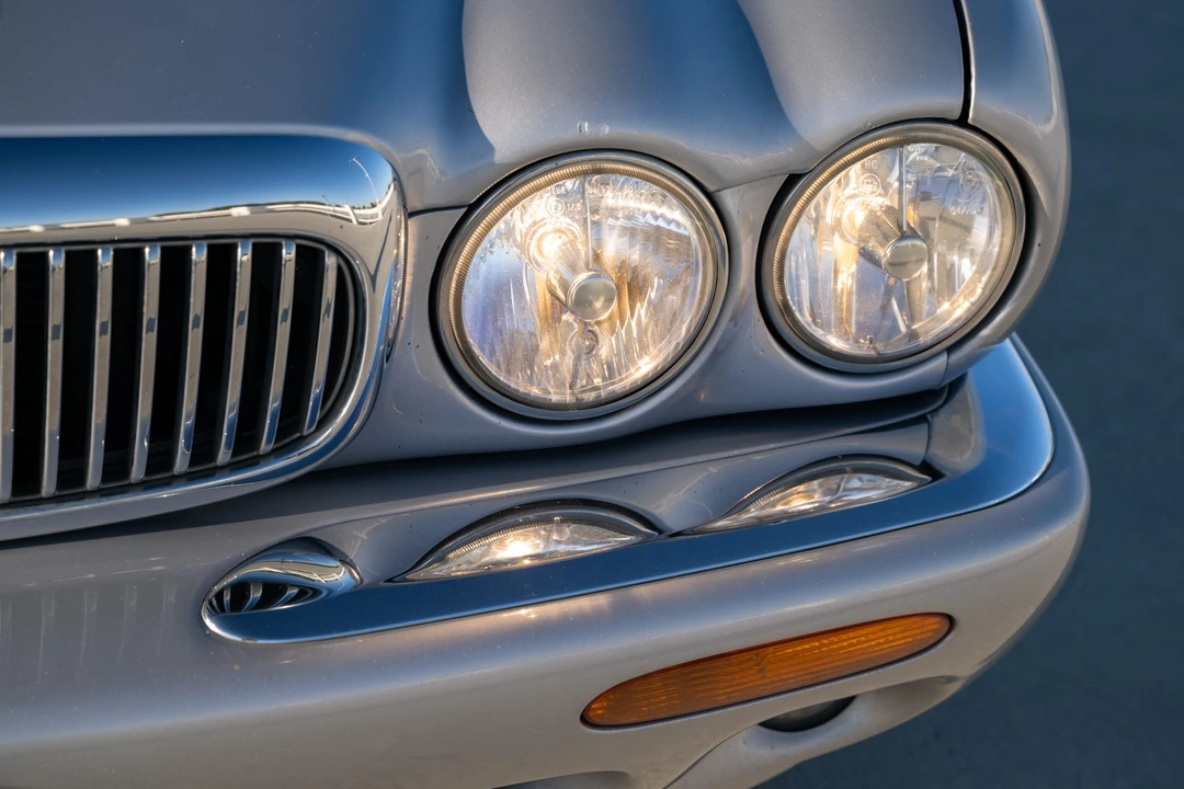 2003 Jaguar X308 XJ - Image 27 of 31