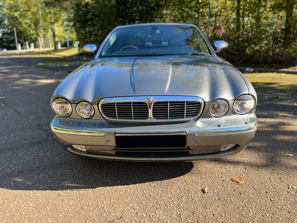 2003 Jaguar X308 XJR - Image 13 of 30