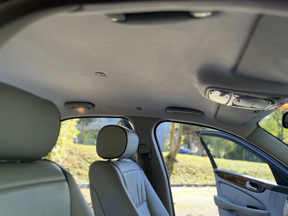 2003 Jaguar X308 XJR - Image 25 of 30