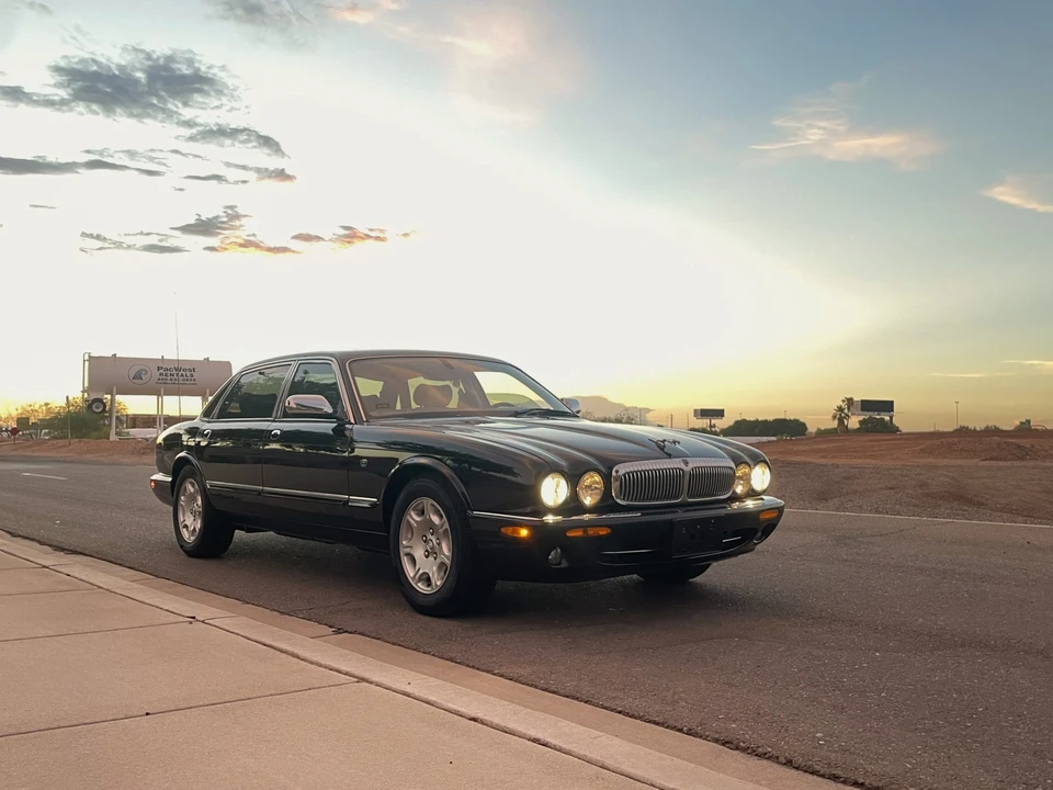 2003 Jaguar X308 XJ - Image 16 of 31