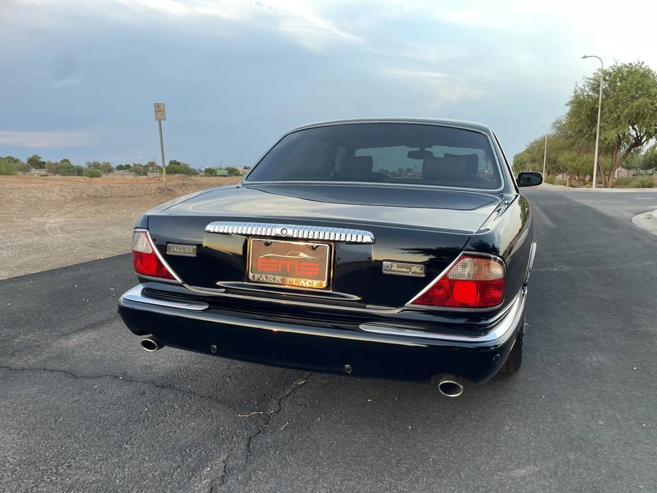 2003 Jaguar X308 XJ - Image 8 of 31