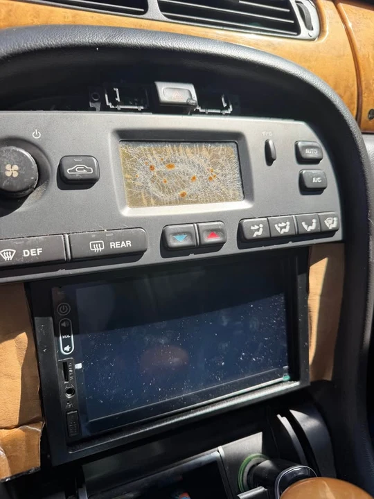 2003 Jaguar X-Type - Image 9 of 9