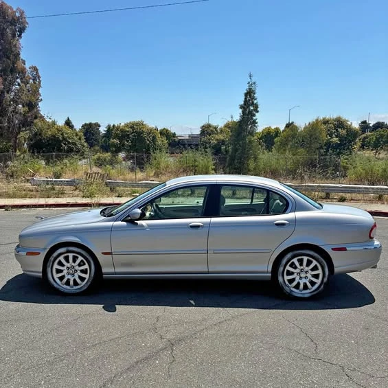 2003 Jaguar X-Type - Image 1 of 1