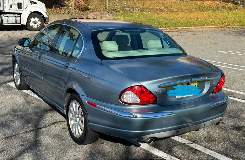 2003 Jaguar X-Type - Image 8 of 17