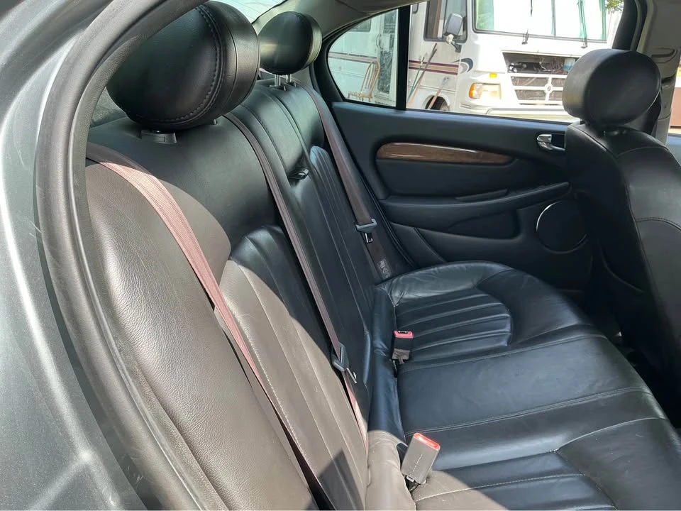 2003 Jaguar X-Type - Image 9 of 12