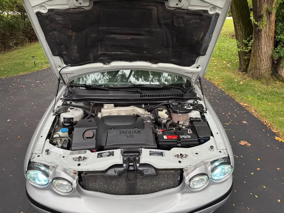 2003 Jaguar X-Type - Image 10 of 20