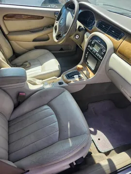 2003 Jaguar X-Type - Image 2 of 11