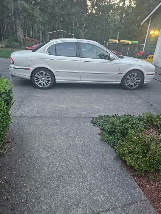 2003 Jaguar X-Type - Image 2 of 9