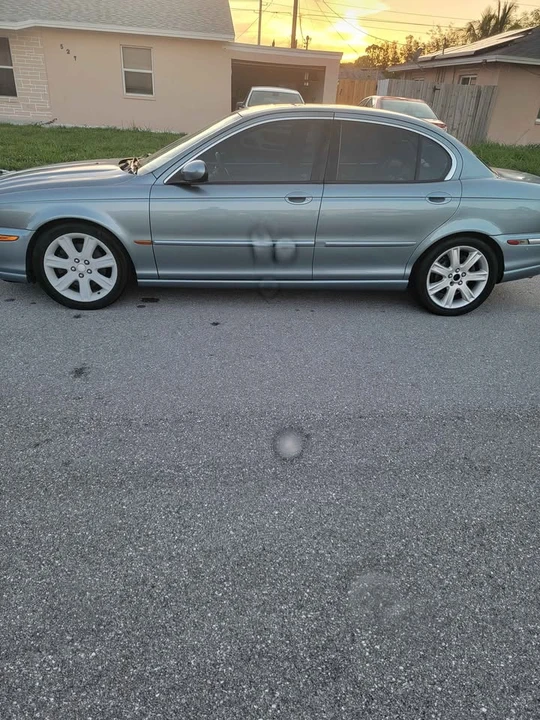 2003 Jaguar X-Type - Image 2 of 8