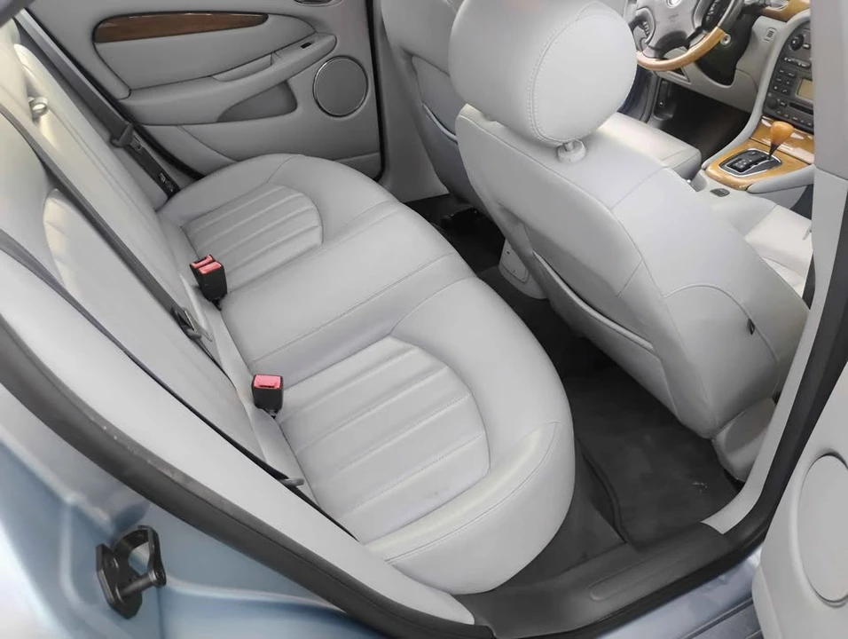 2003 Jaguar X-Type - Image 13 of 20