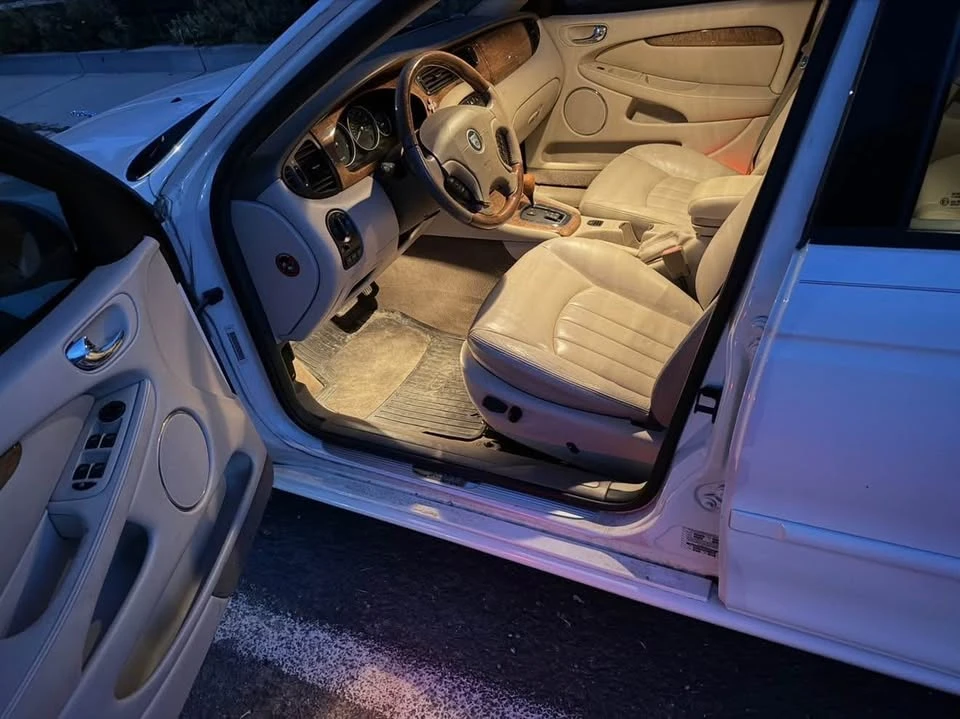 2003 Jaguar X-Type - Image 2 of 3