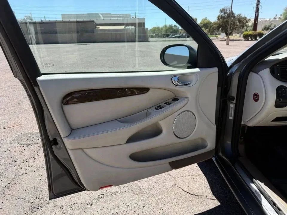 2003 Jaguar X-Type - Image 10 of 20