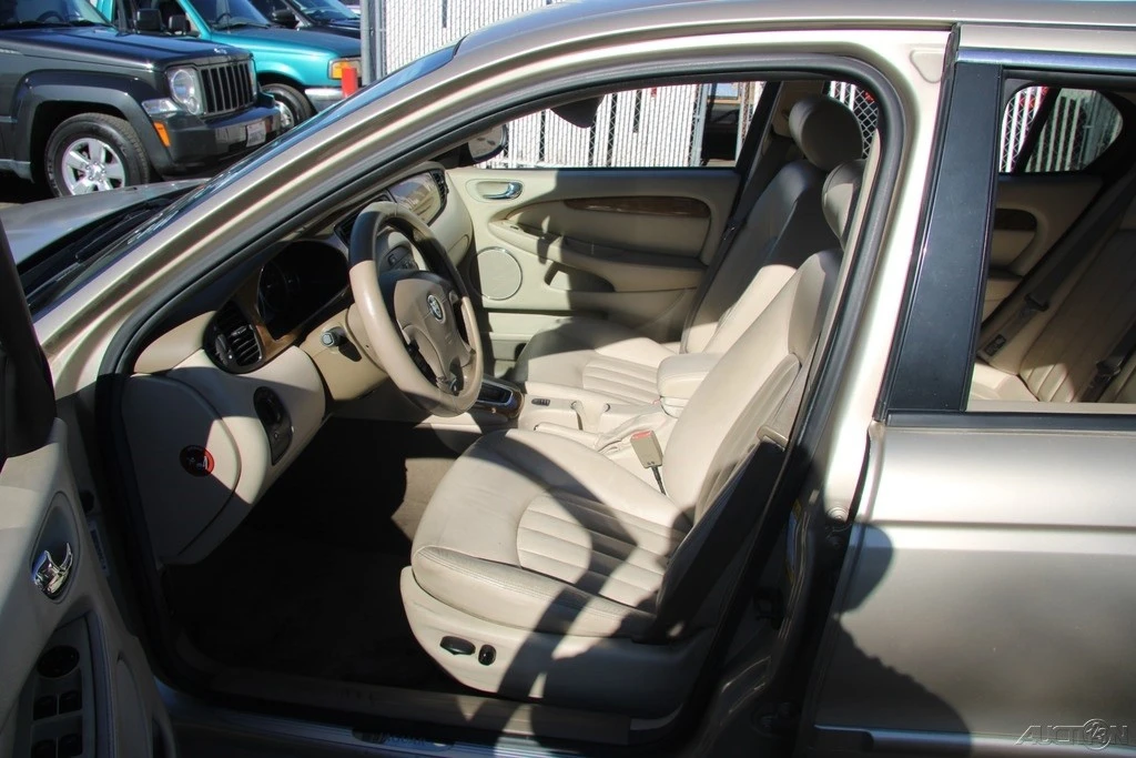 2003 Jaguar X-Type - Image 12 of 21