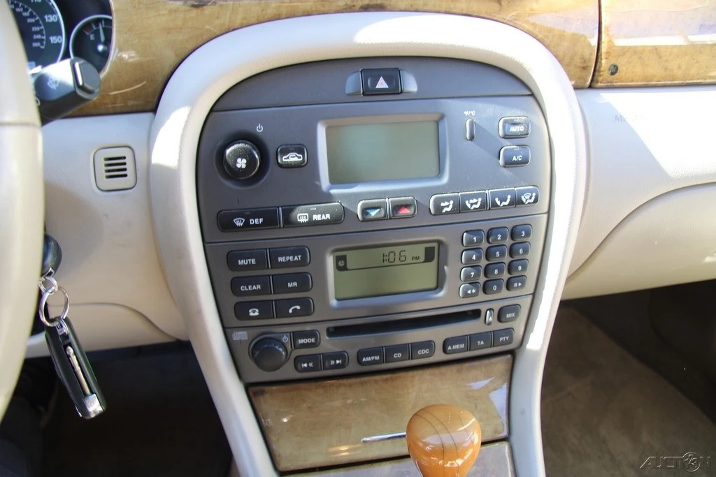 2003 Jaguar X-Type - Image 16 of 21