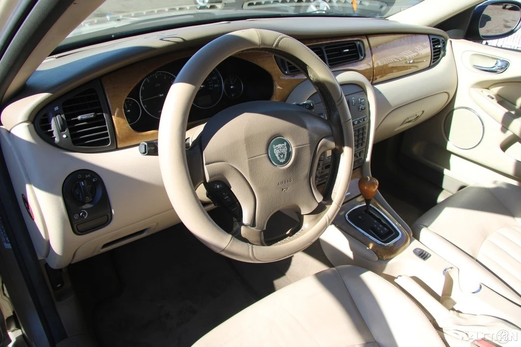 2003 Jaguar X-Type - Image 13 of 21